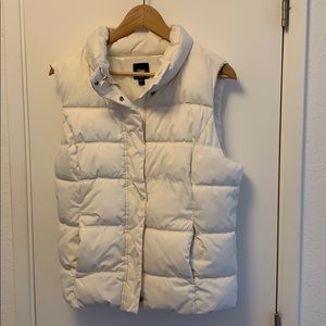Gap puffer vest